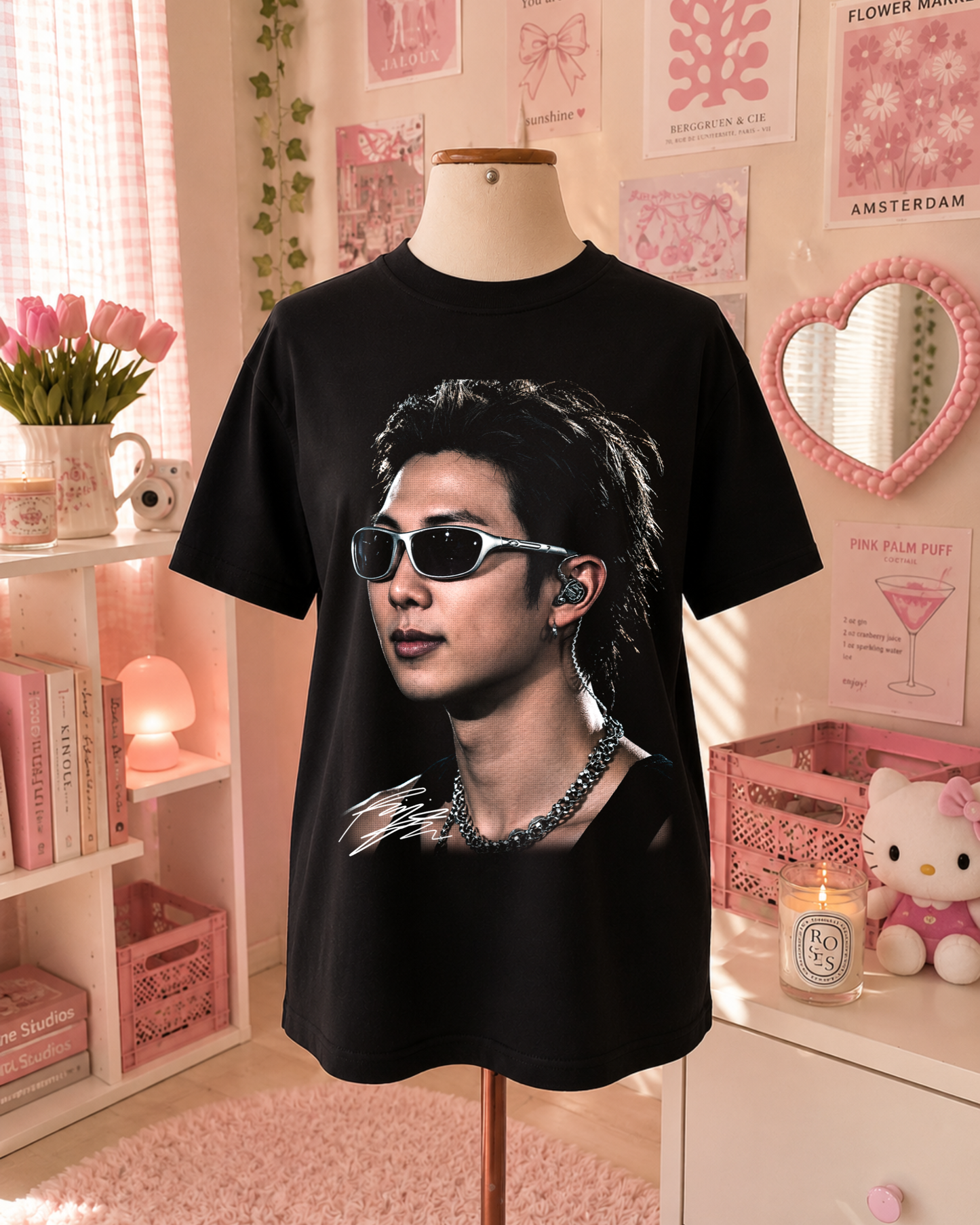 T-Shirt K-Pop Preta com Retrato e Óculos Streetwear