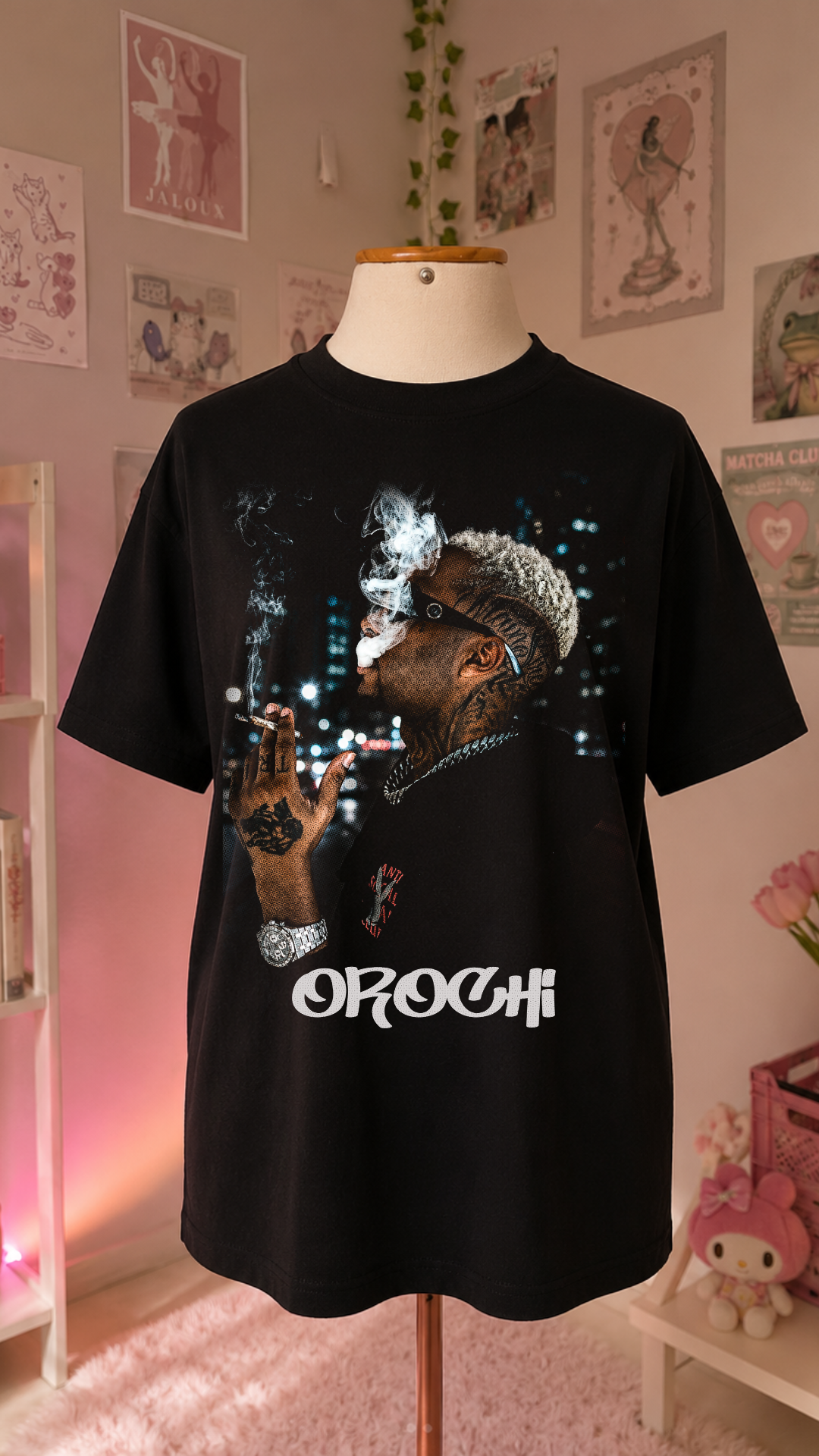 K-Pop Idol Black T-Shirt with Red Kisses
