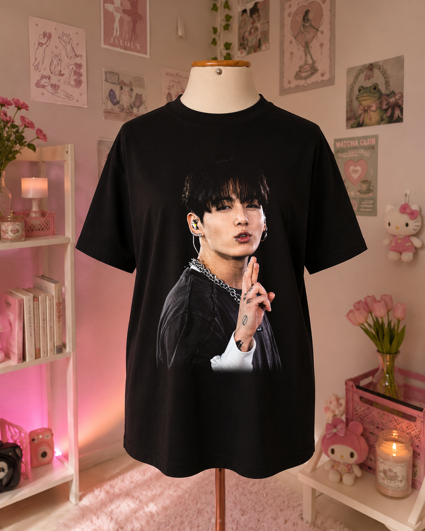 T-Shirt K-Pop Preta com Retrato de Idol | Estilo Coreano