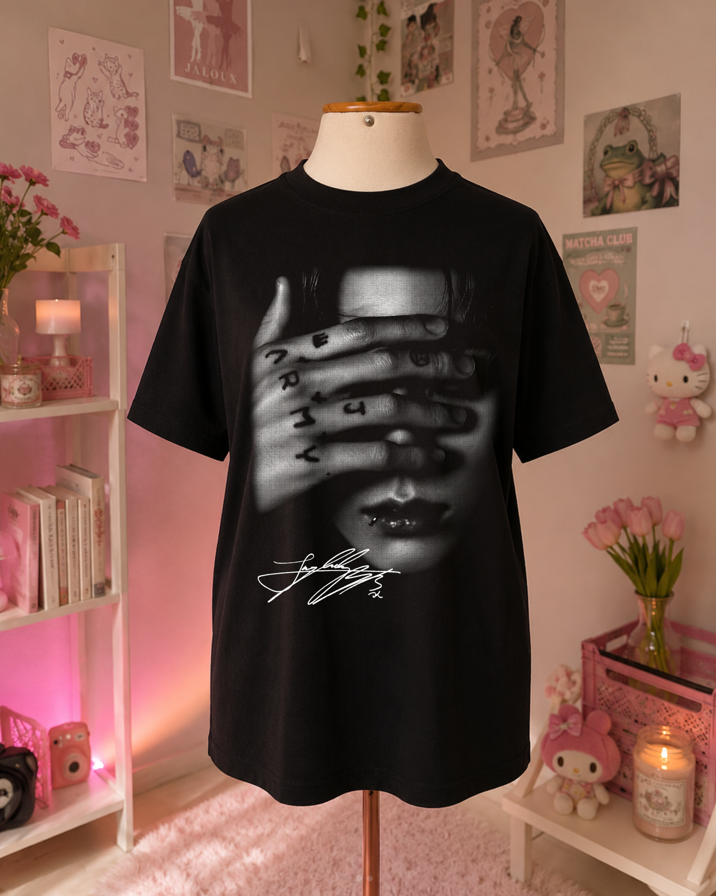 JK T-Shirt Preto K-Pop Tattoo