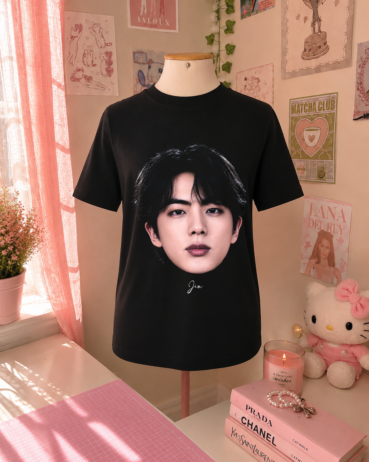T-Shirt K-Pop Preta com Retrato de Idol Coreano