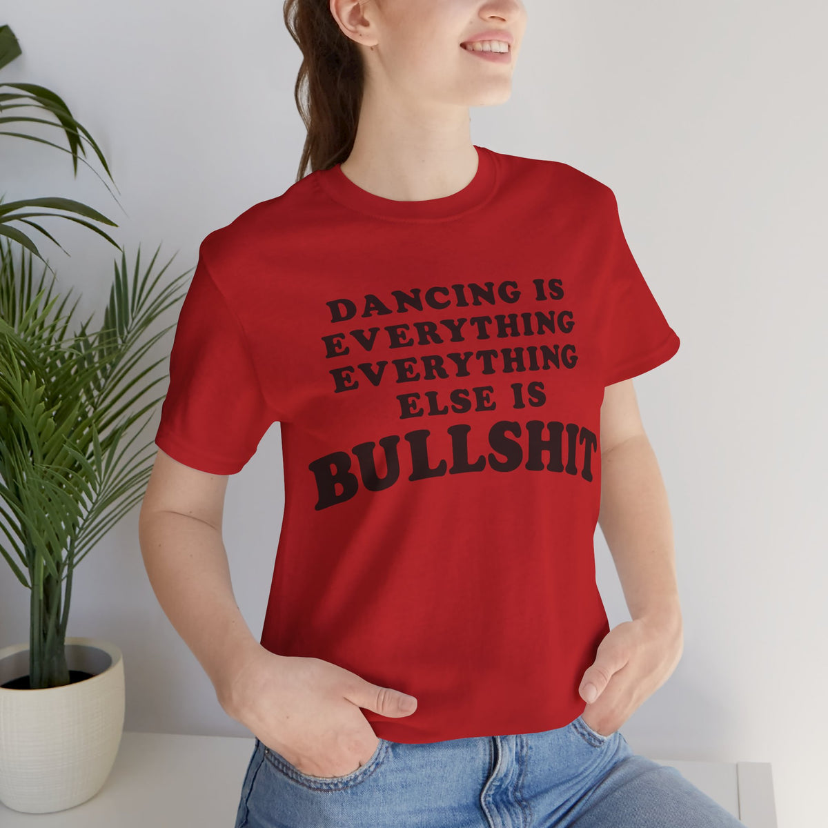 T-Shirt Dancing Is Everything | Camisola Vermelha Statement Vintage